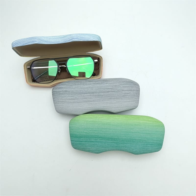 Hard case