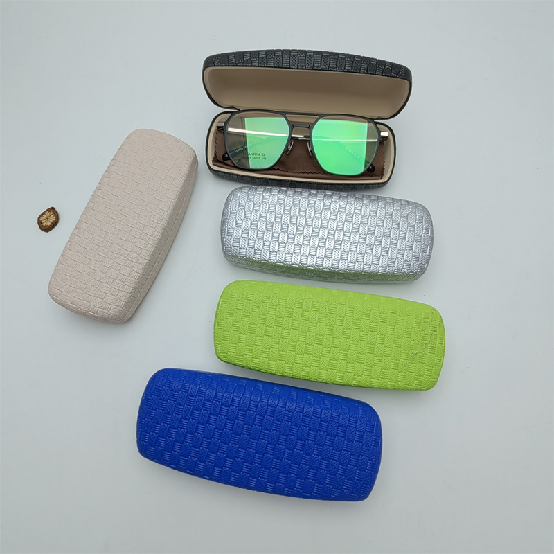 Hard case