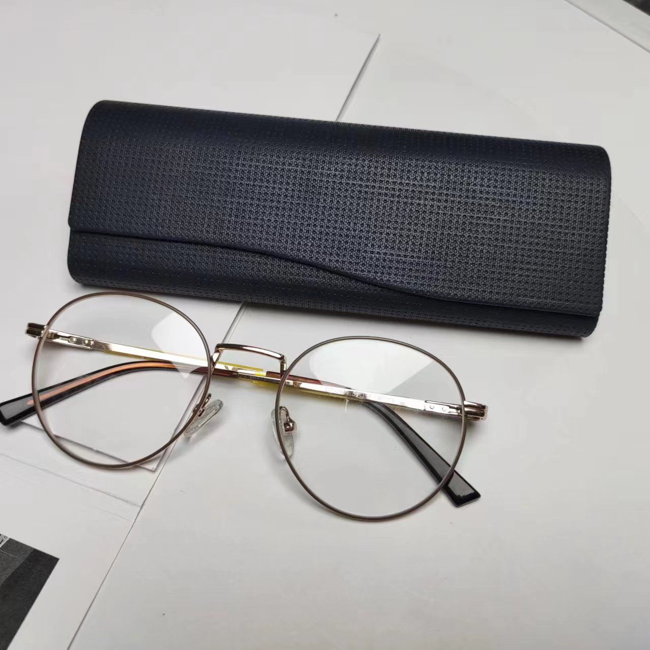 glasses case
