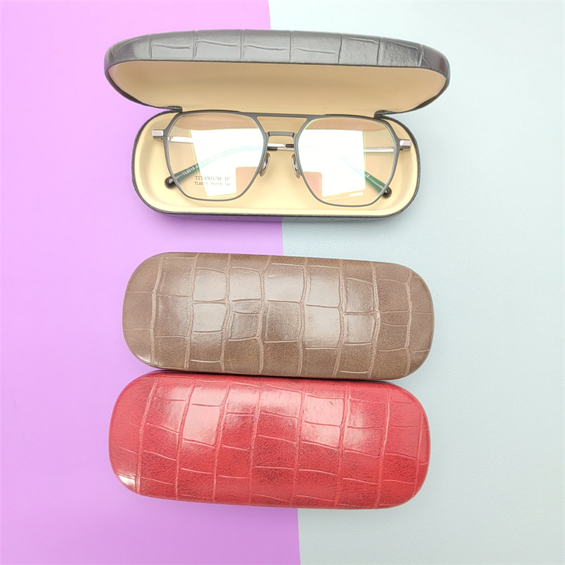 Hard case