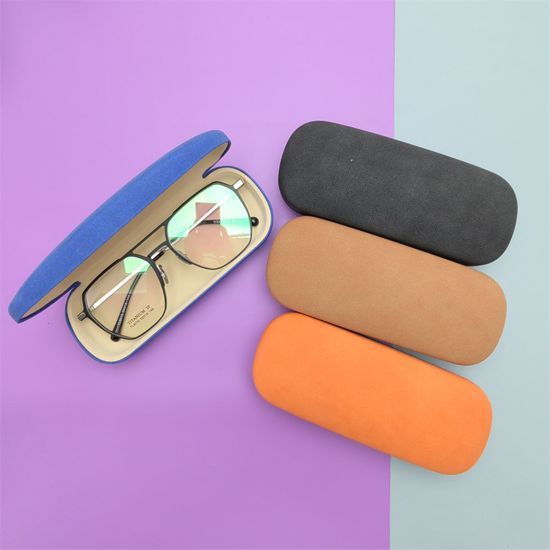 Hard case