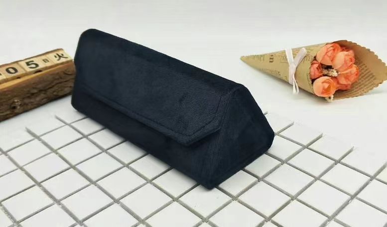 Folding case