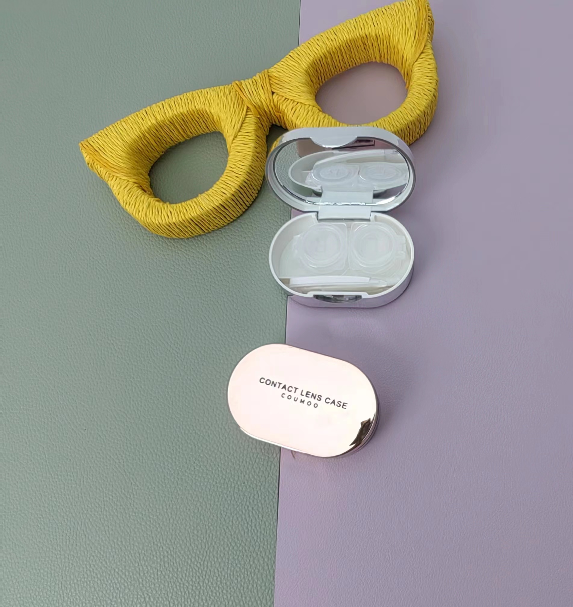 Contact lens case