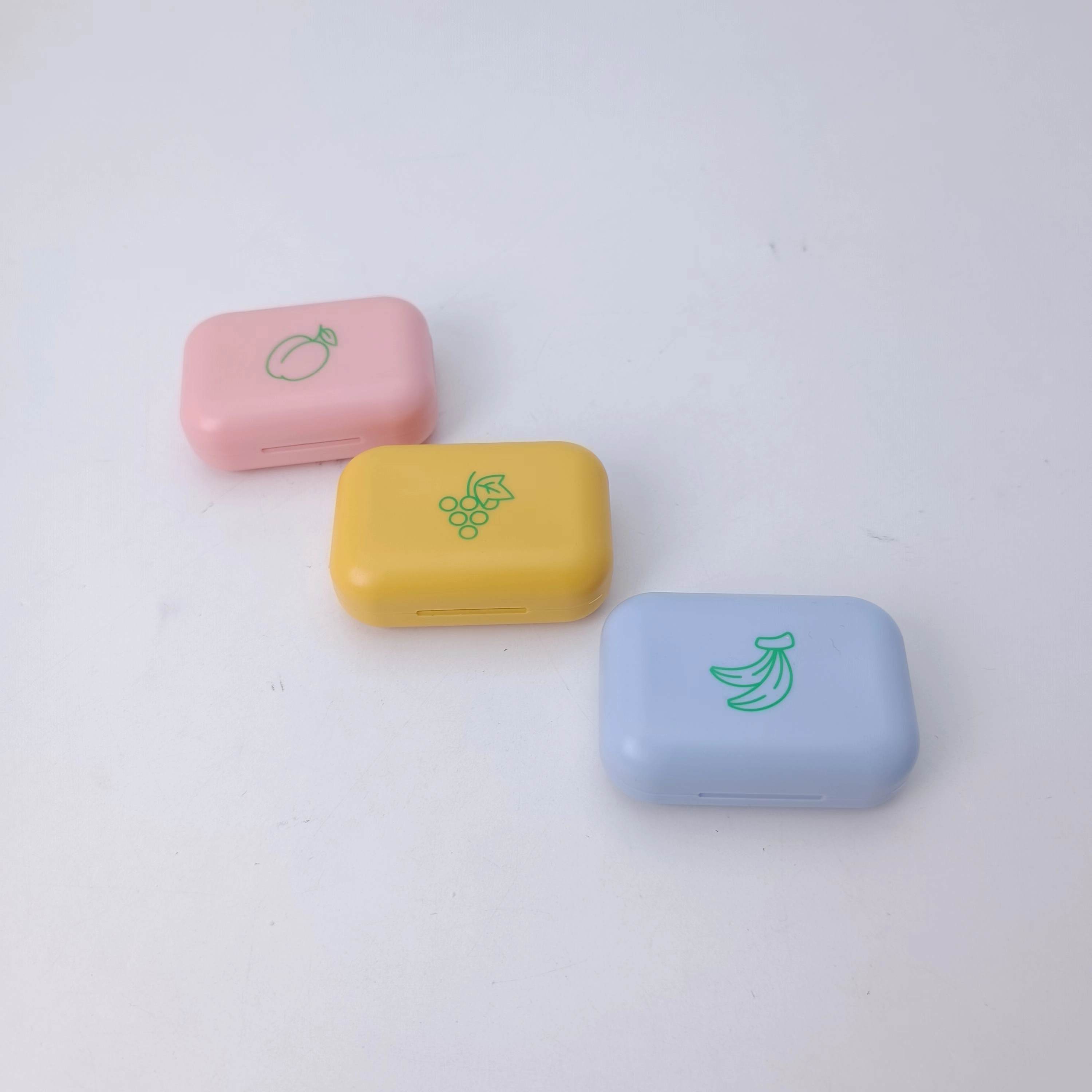 Contact lens case Y-079
