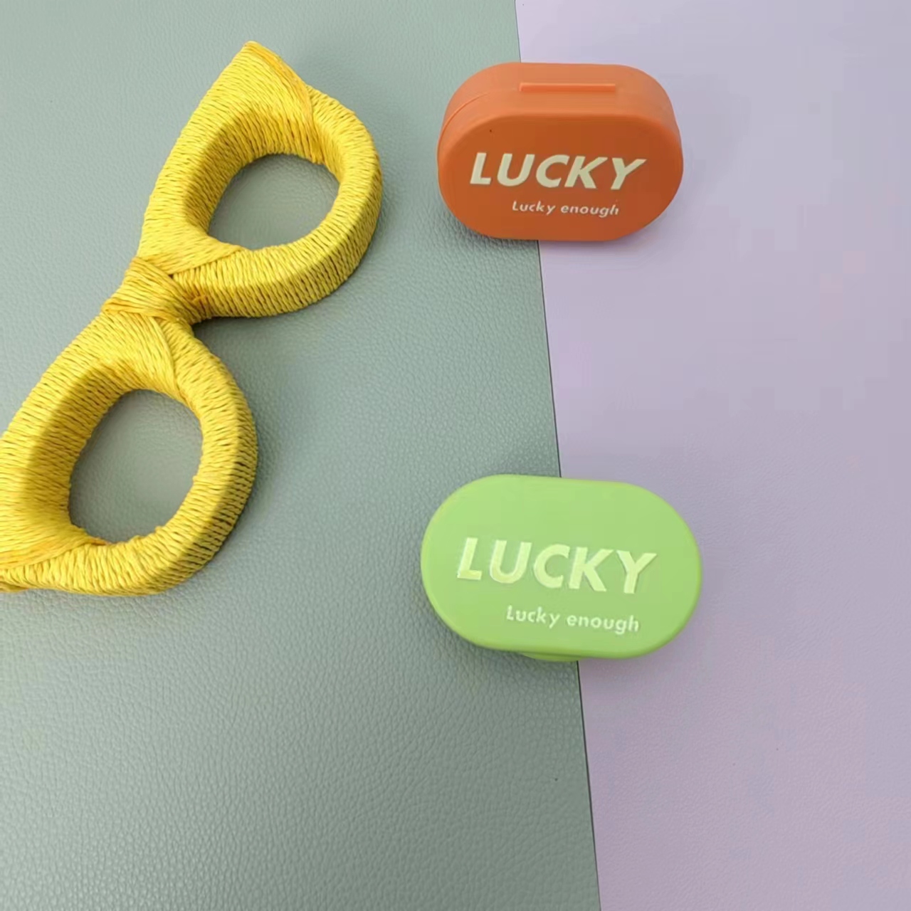 Contact lens case