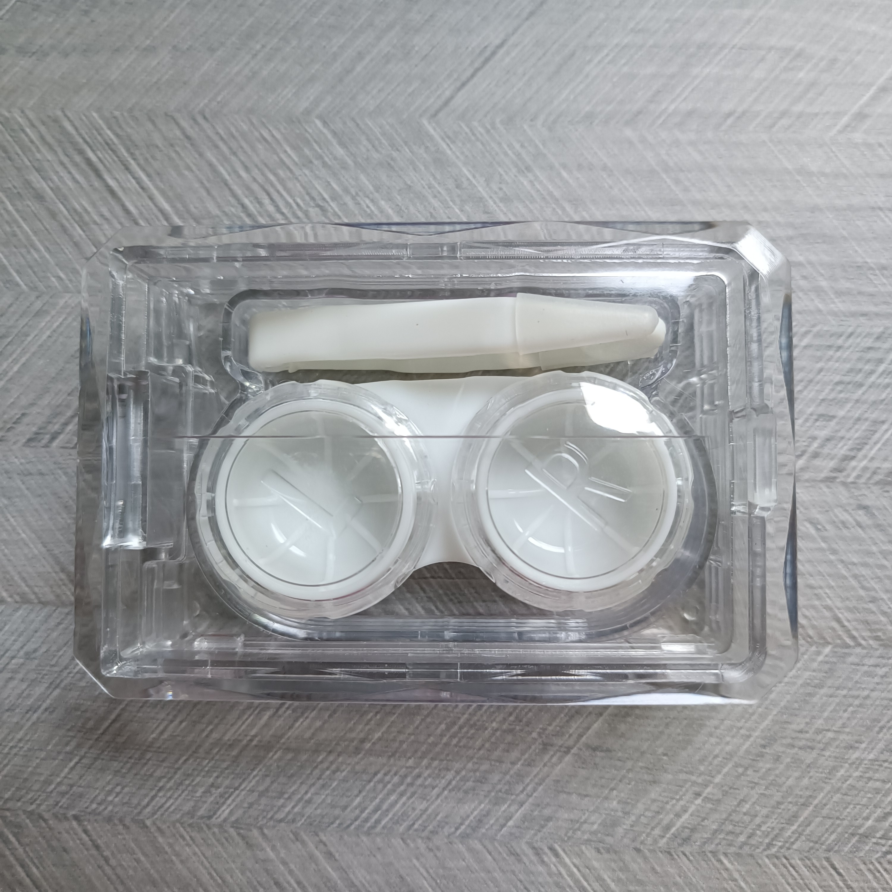 Contact lens case