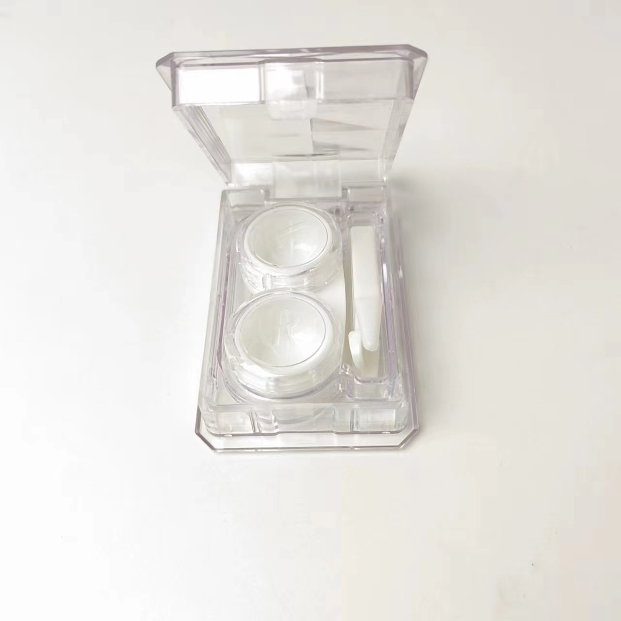 Contact lens case