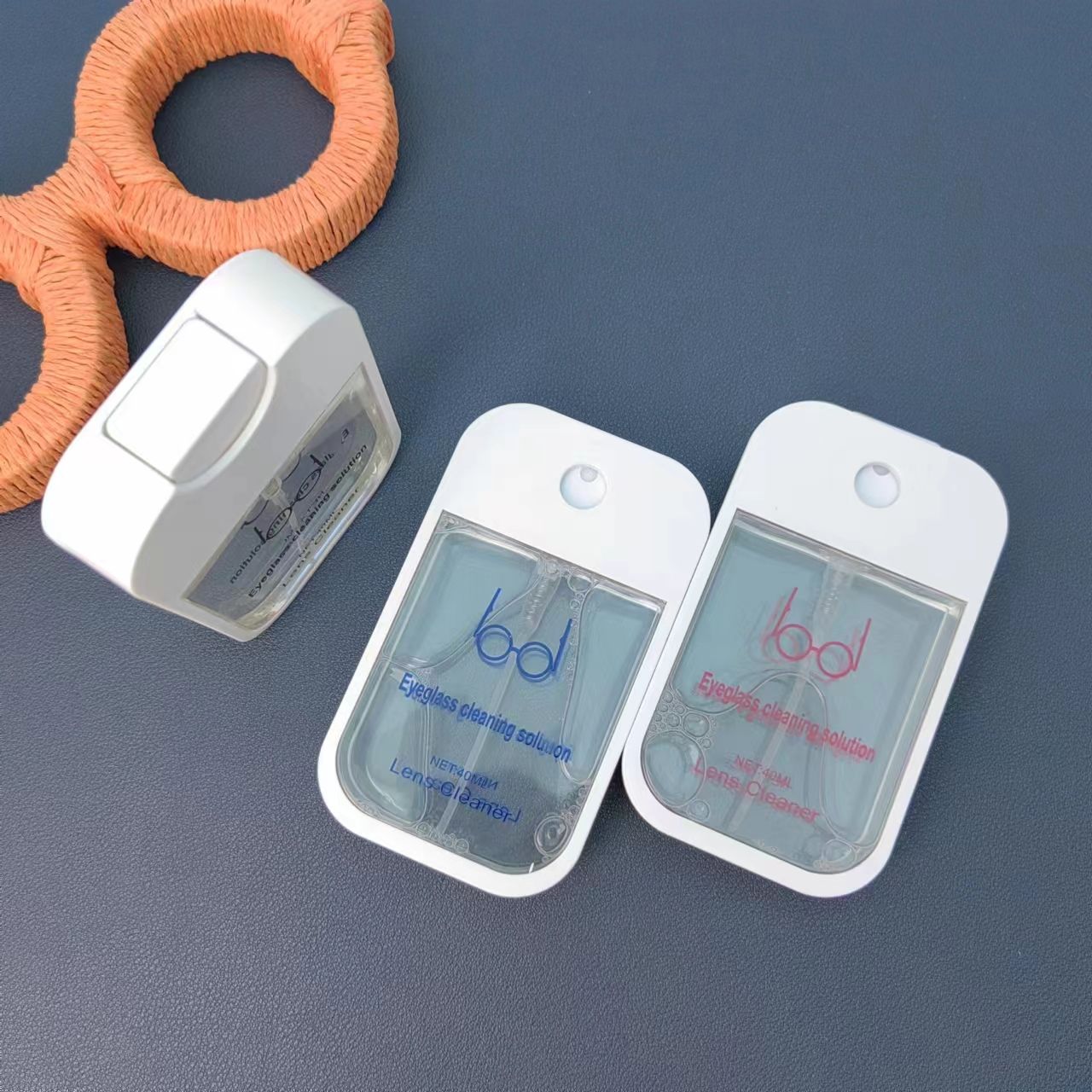 Lens cleaner