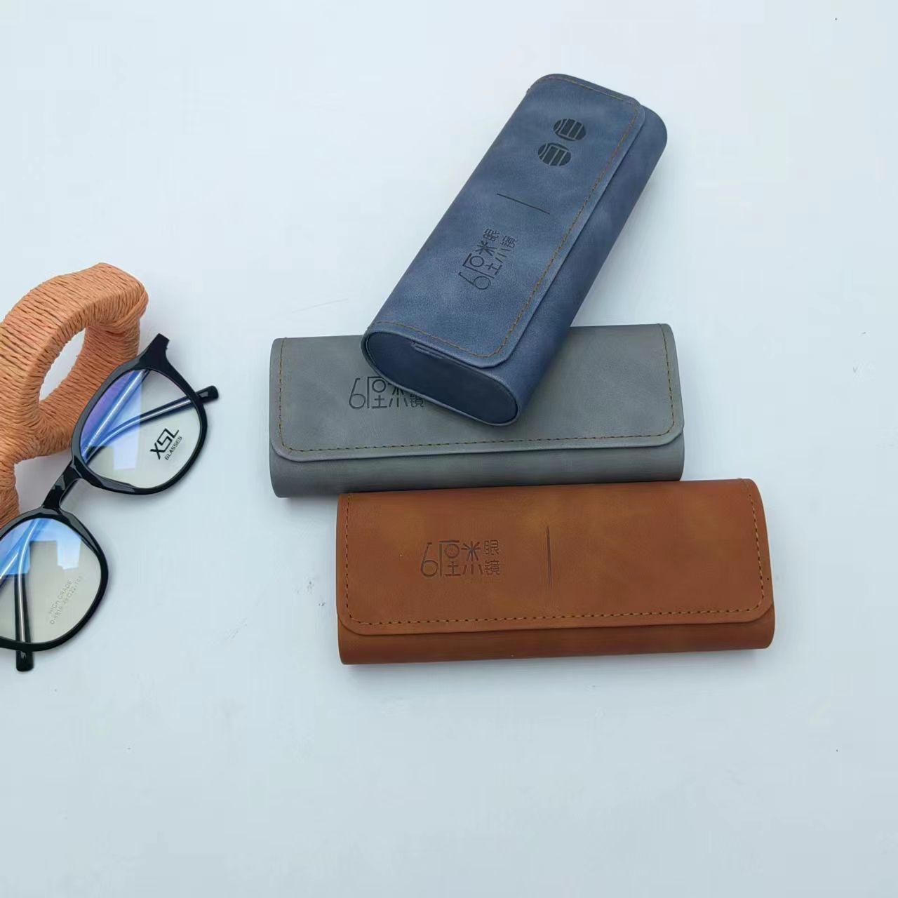 Glasses case
