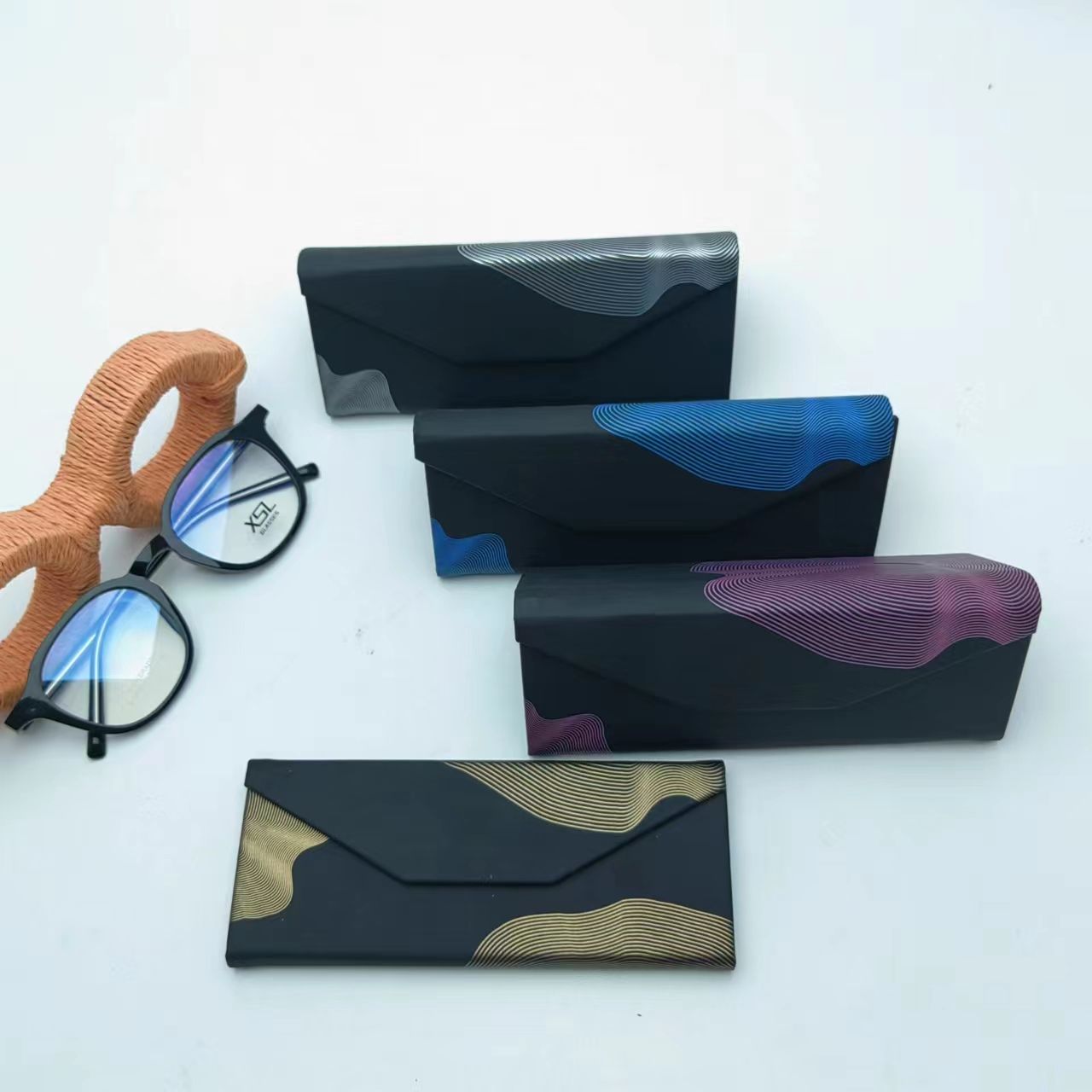 Folding case