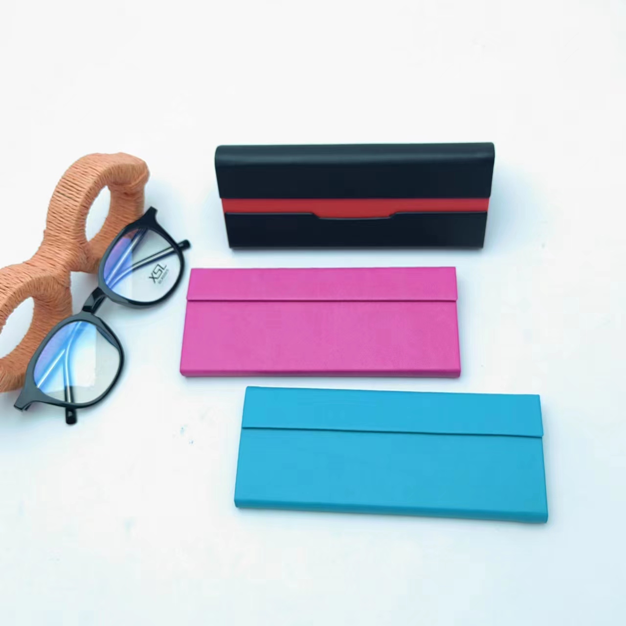 Folding case