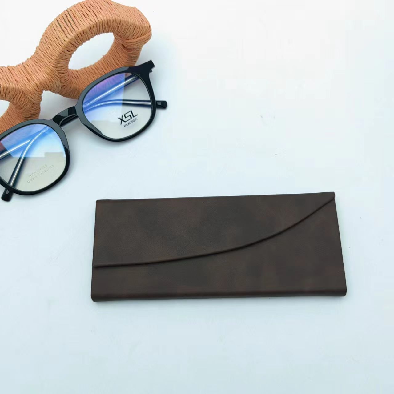 Folding case