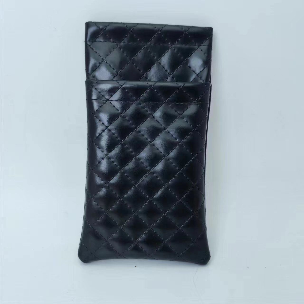 Glasses pouch