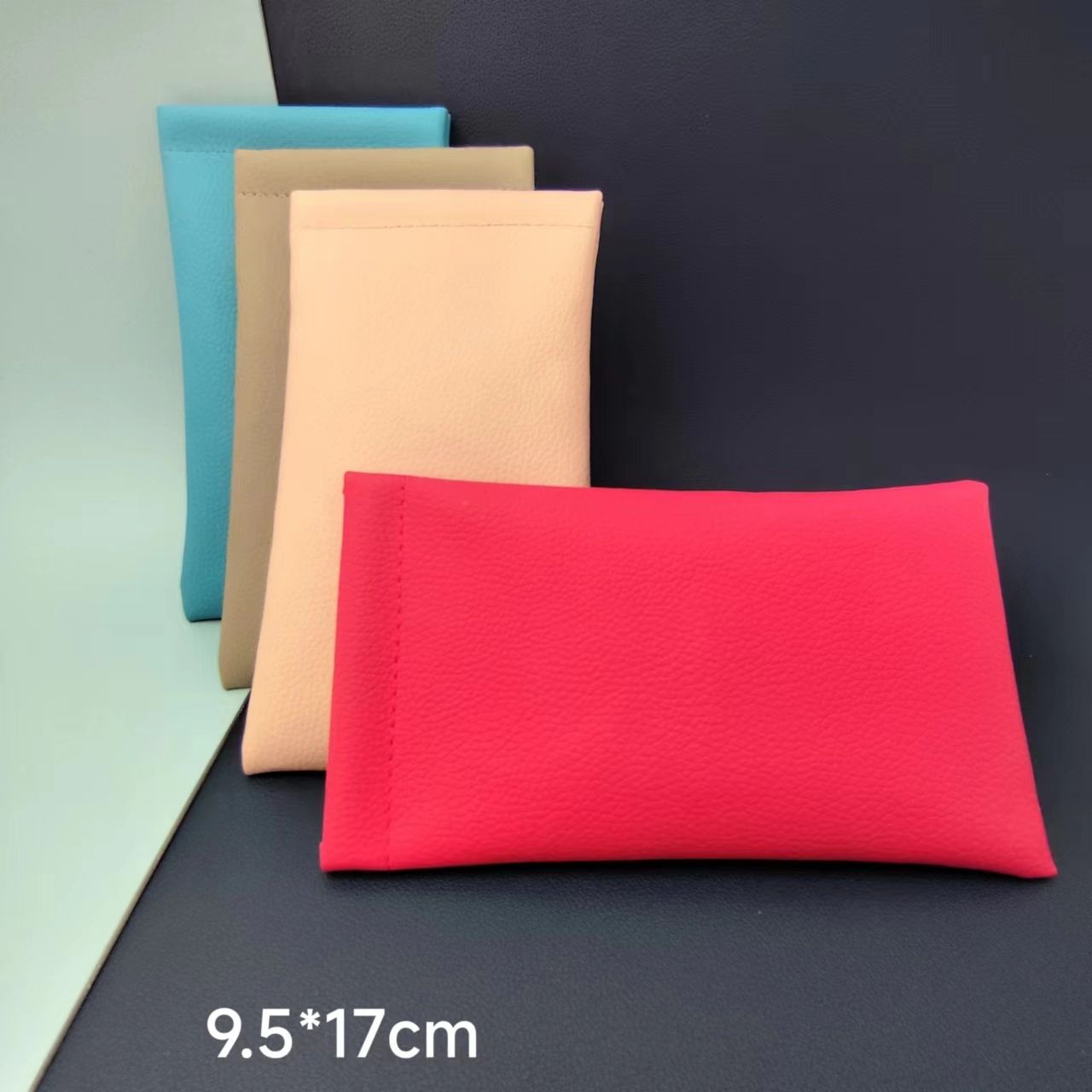 Glasses pouch