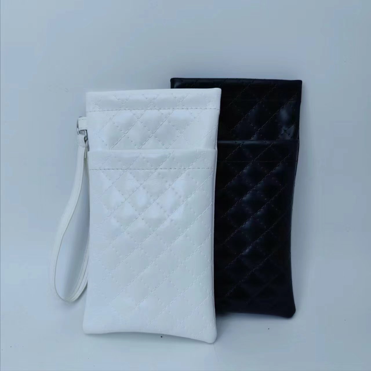 Glasses pouch