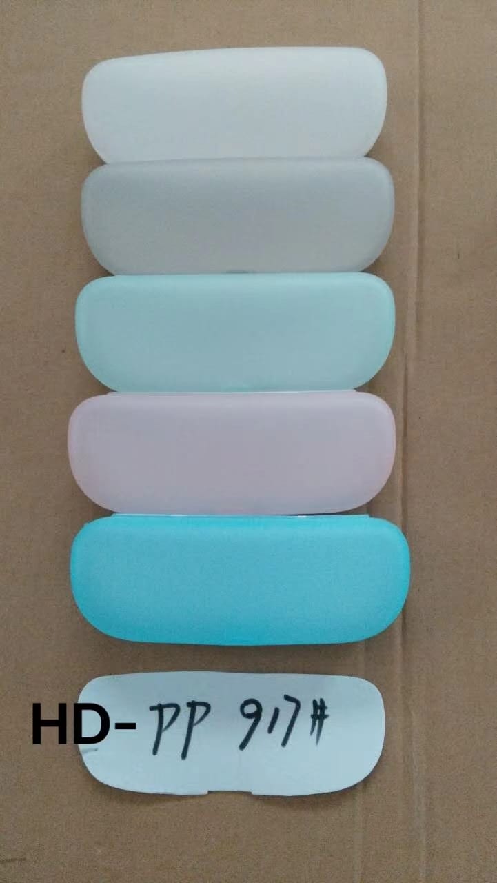 plastic glasses case