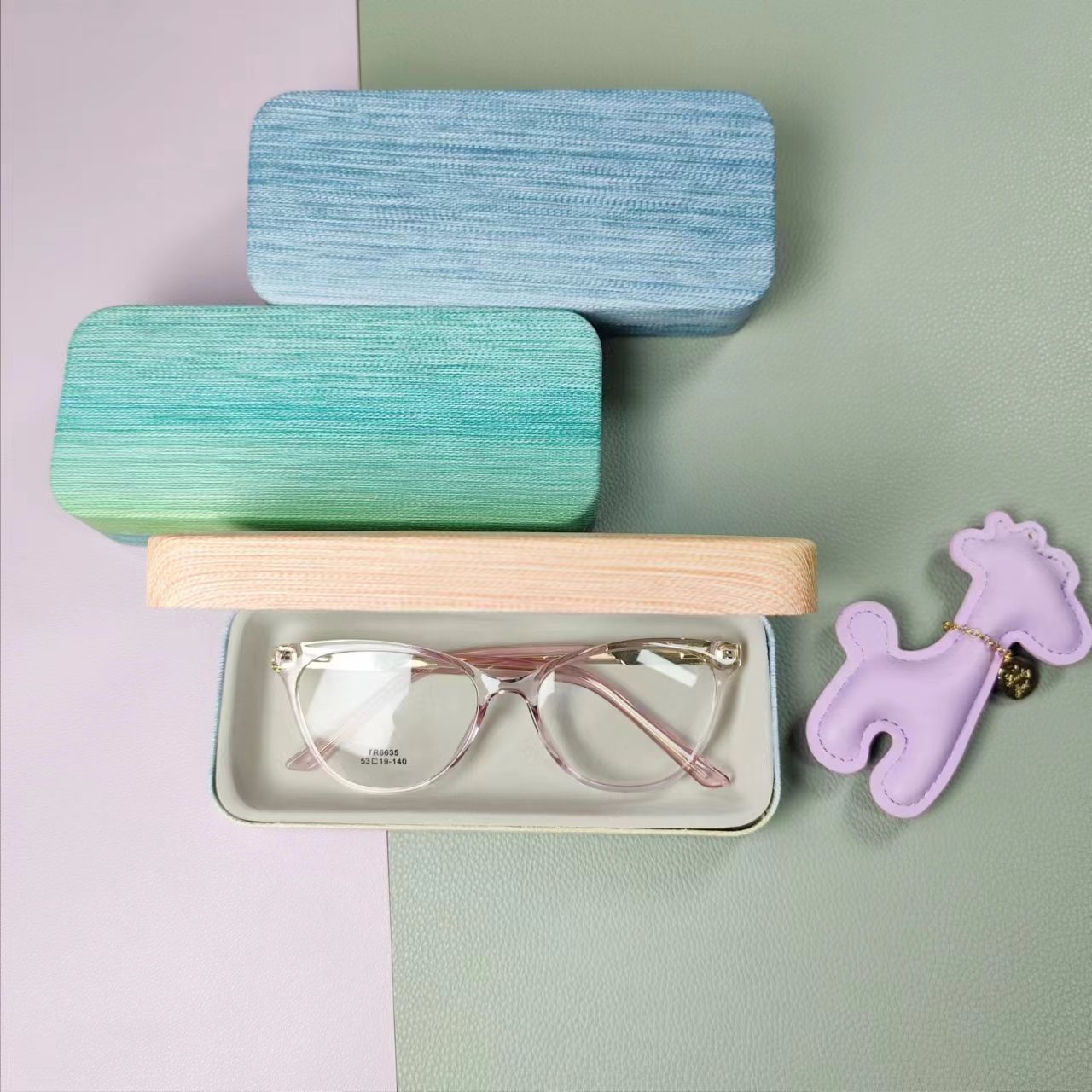 Glasses case