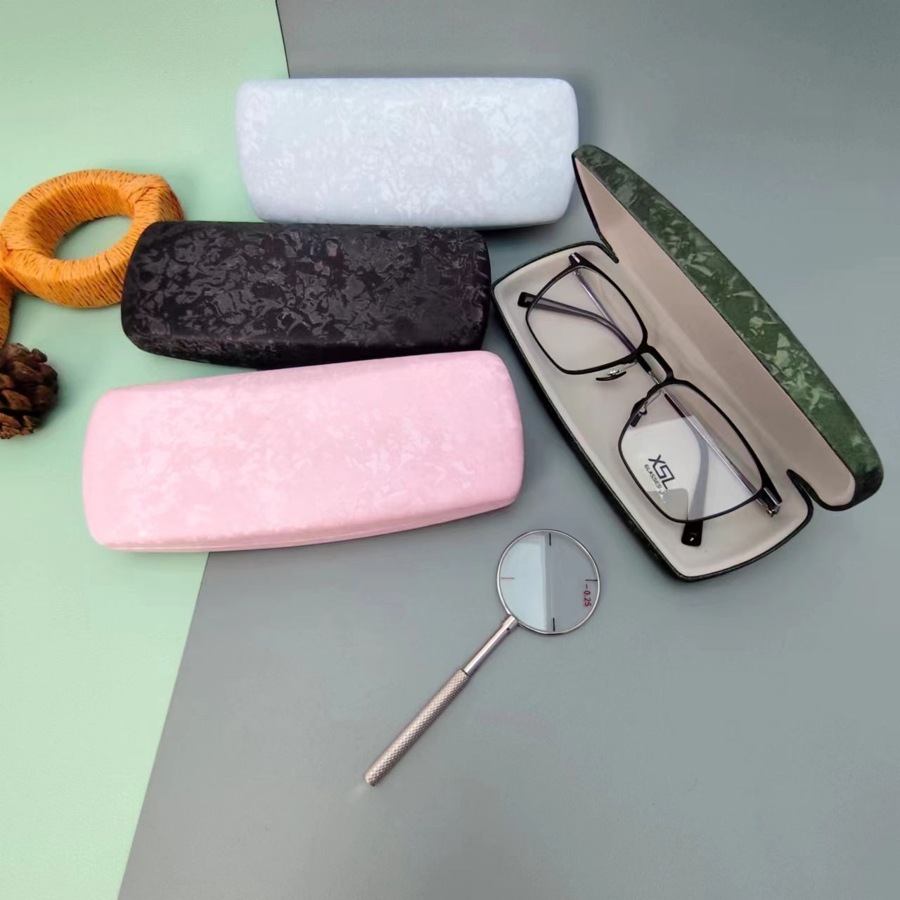 Glasses case