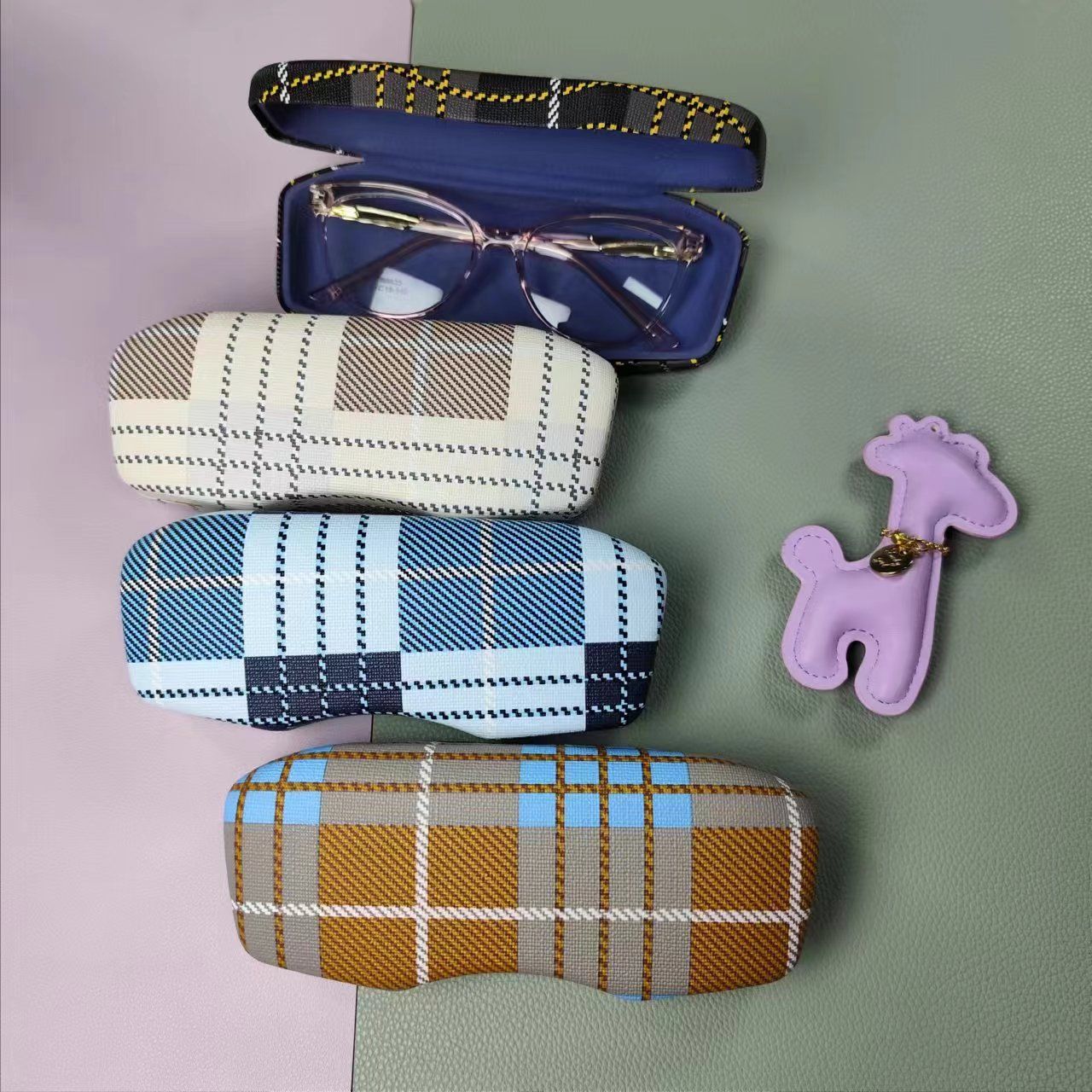Glasses case