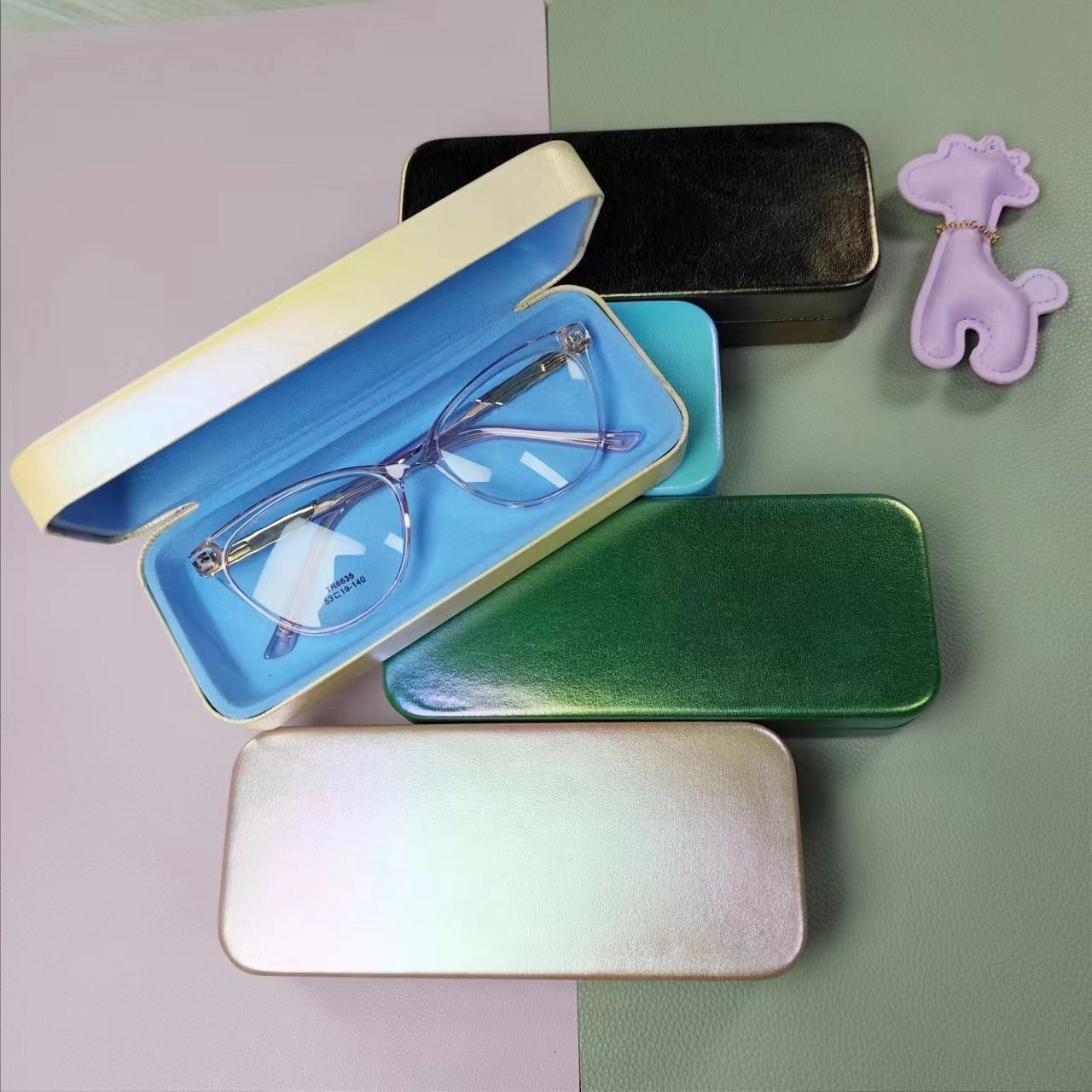 Glasses case
