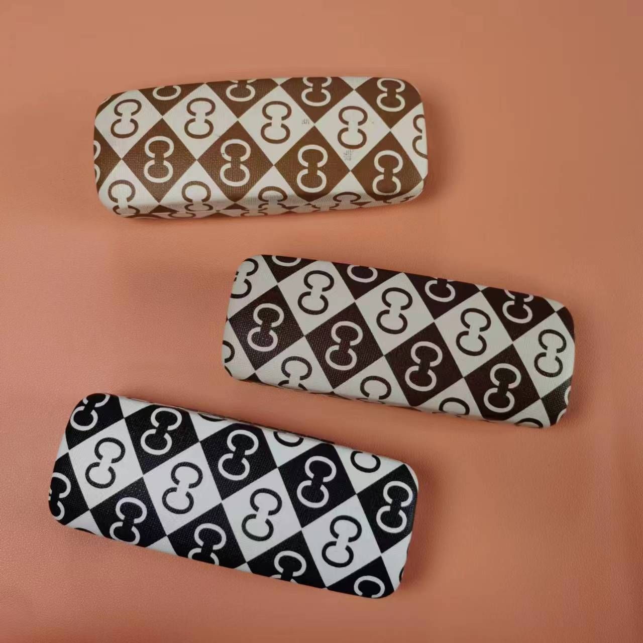 lron Glasses case