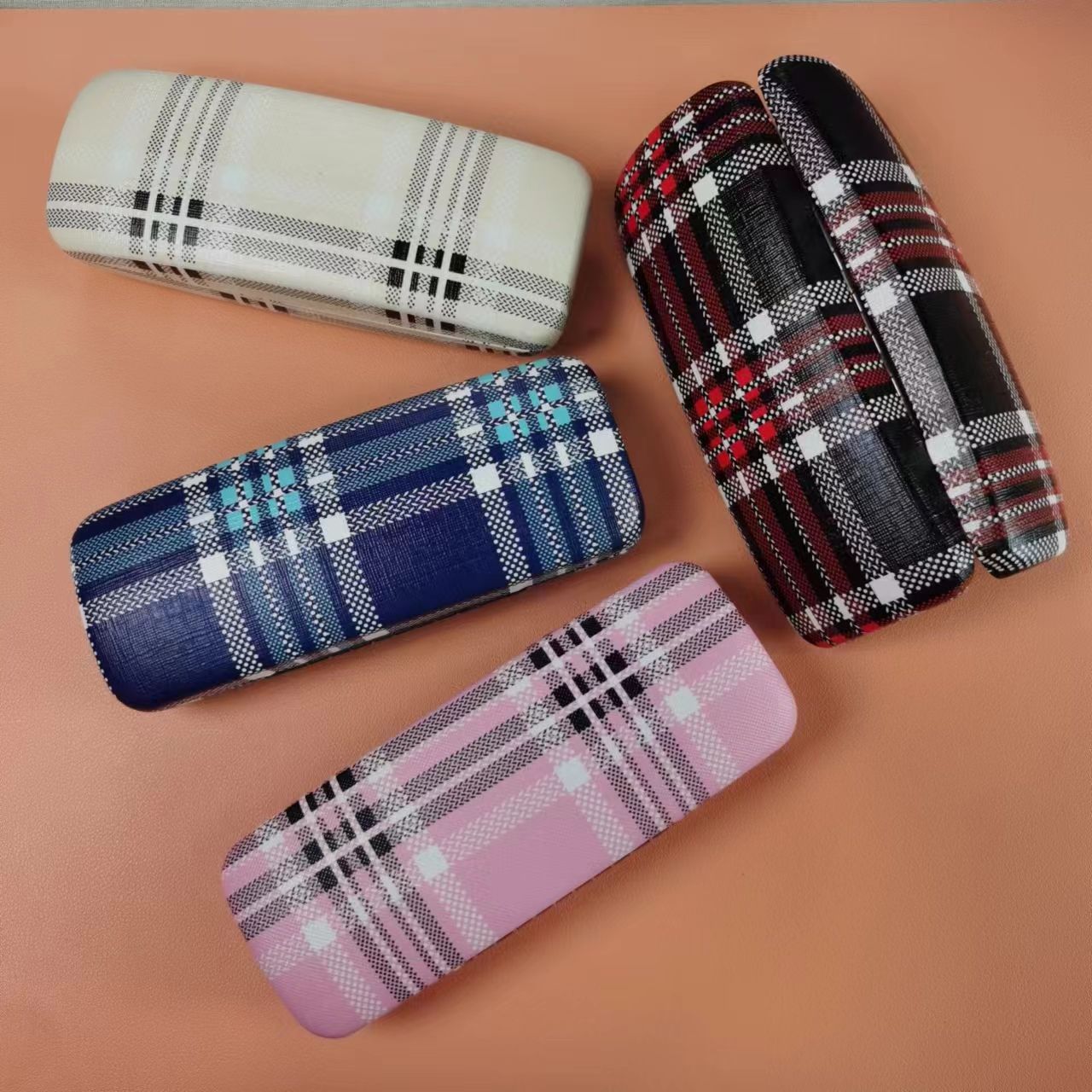 lron Glasses case