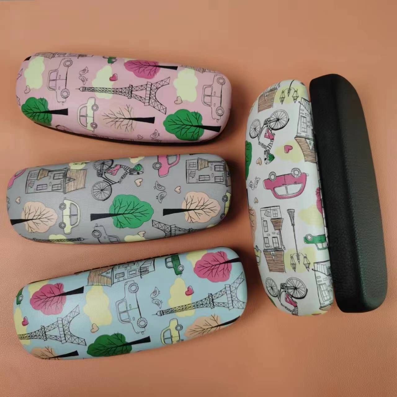 lron Glasses case