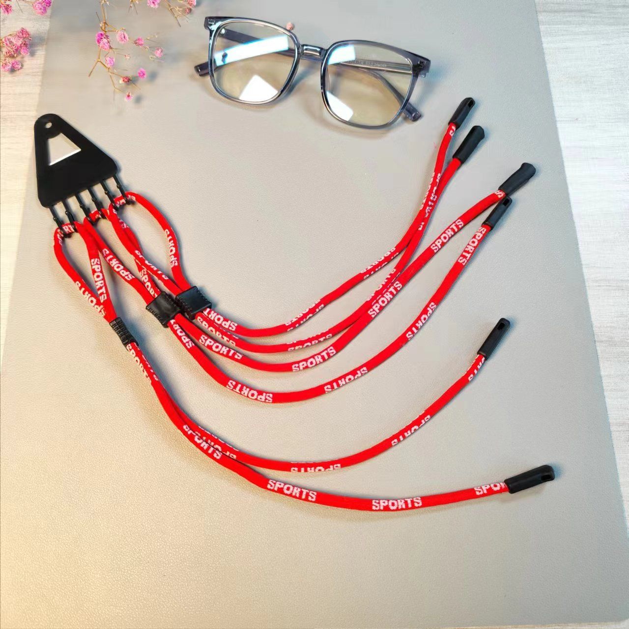 Glasses chain