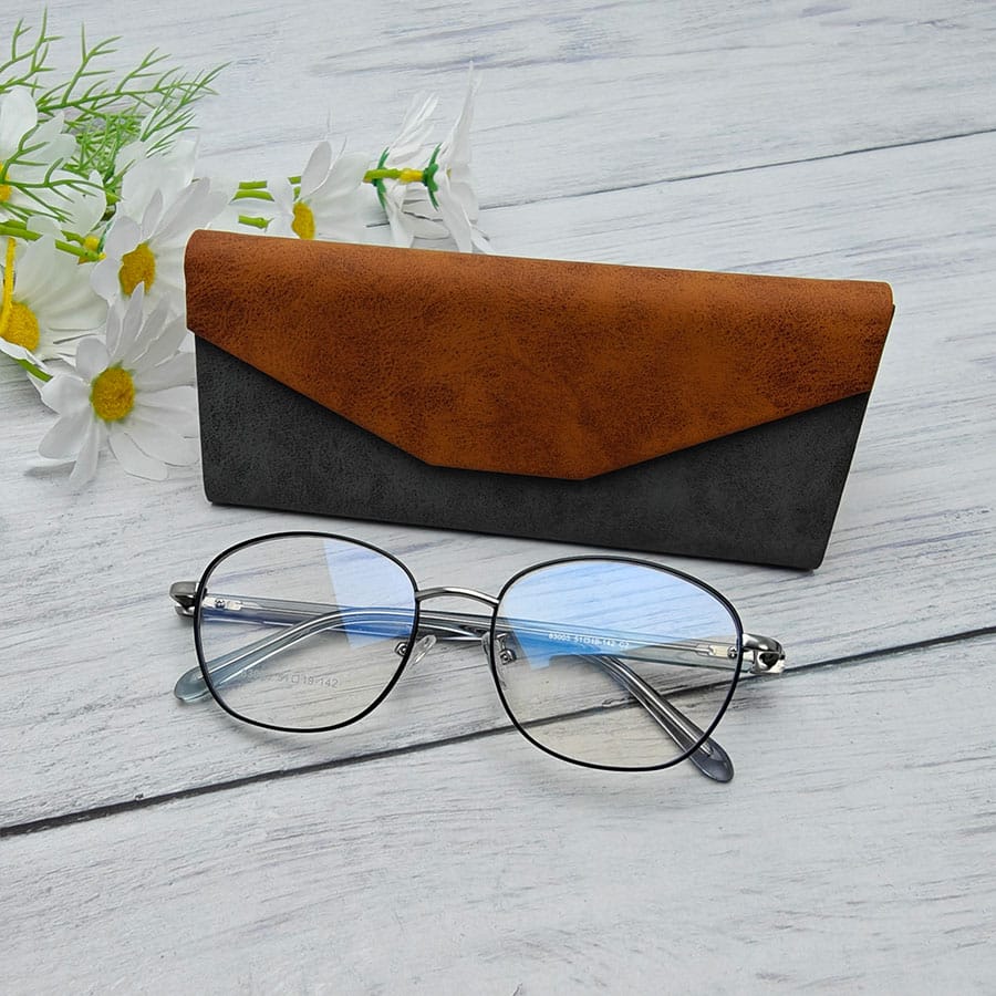Folding case