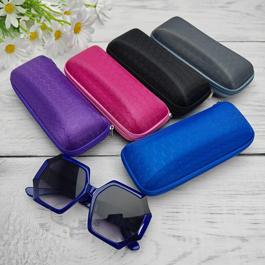 Zipper glasses case