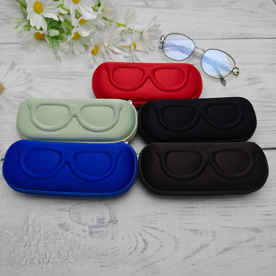 Zipper glasses case