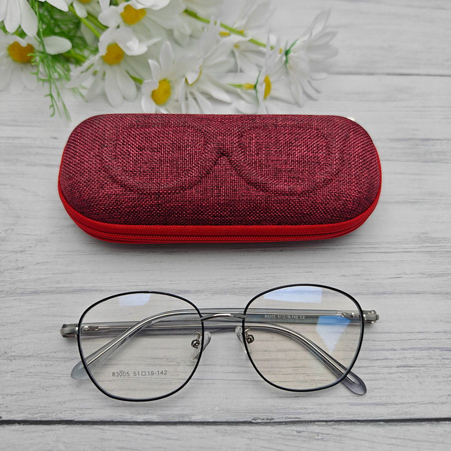 Zipper glasses case