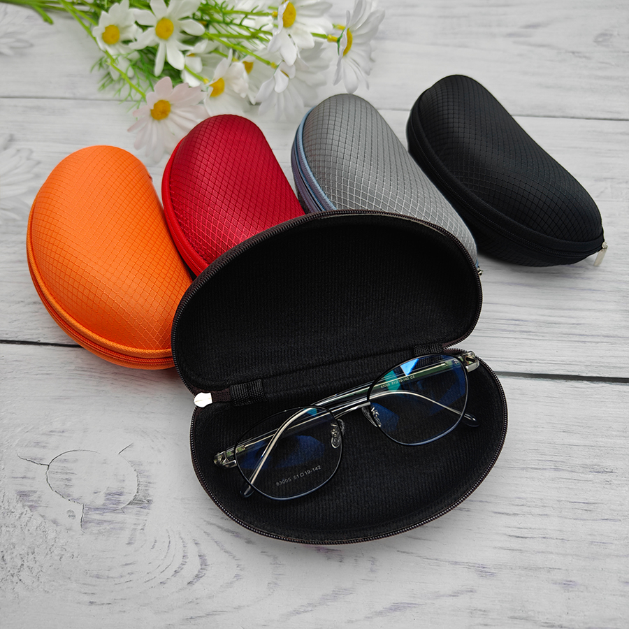 Zipper glasses case