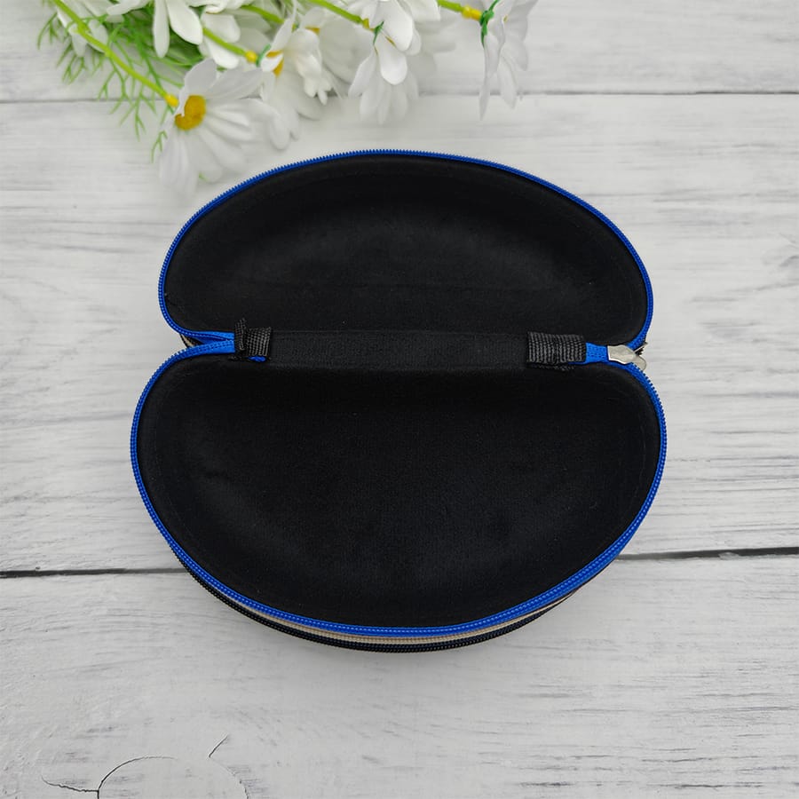 Zipper glasses case