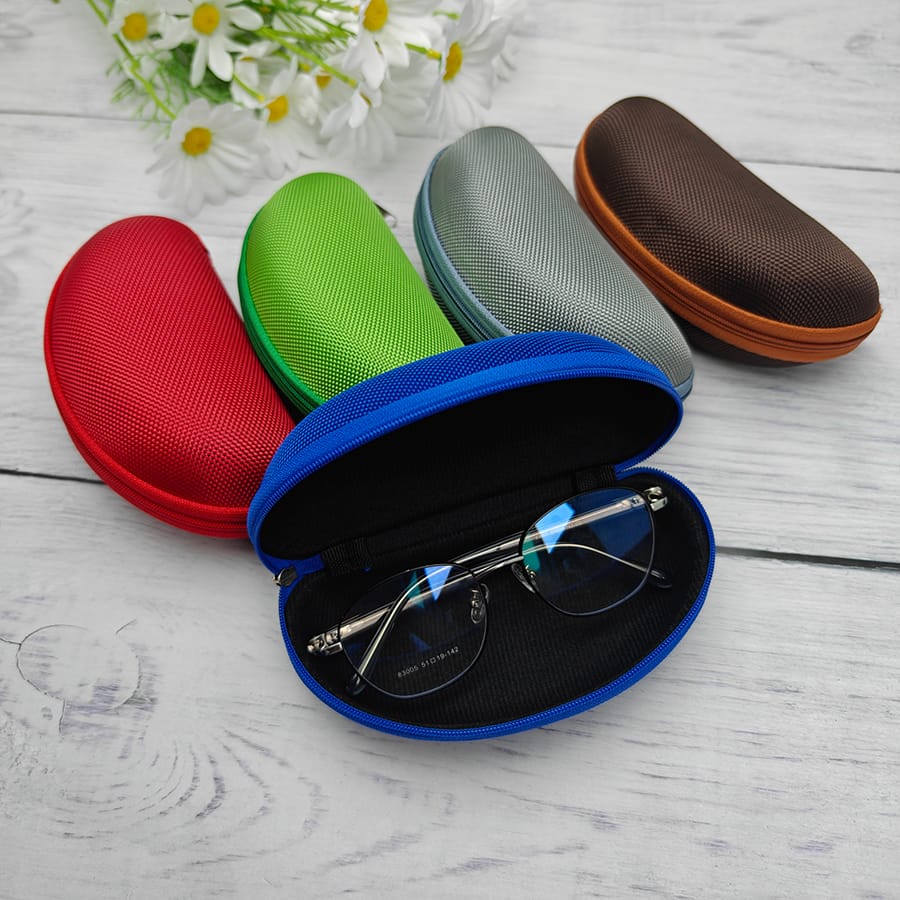 Zipper glasses case