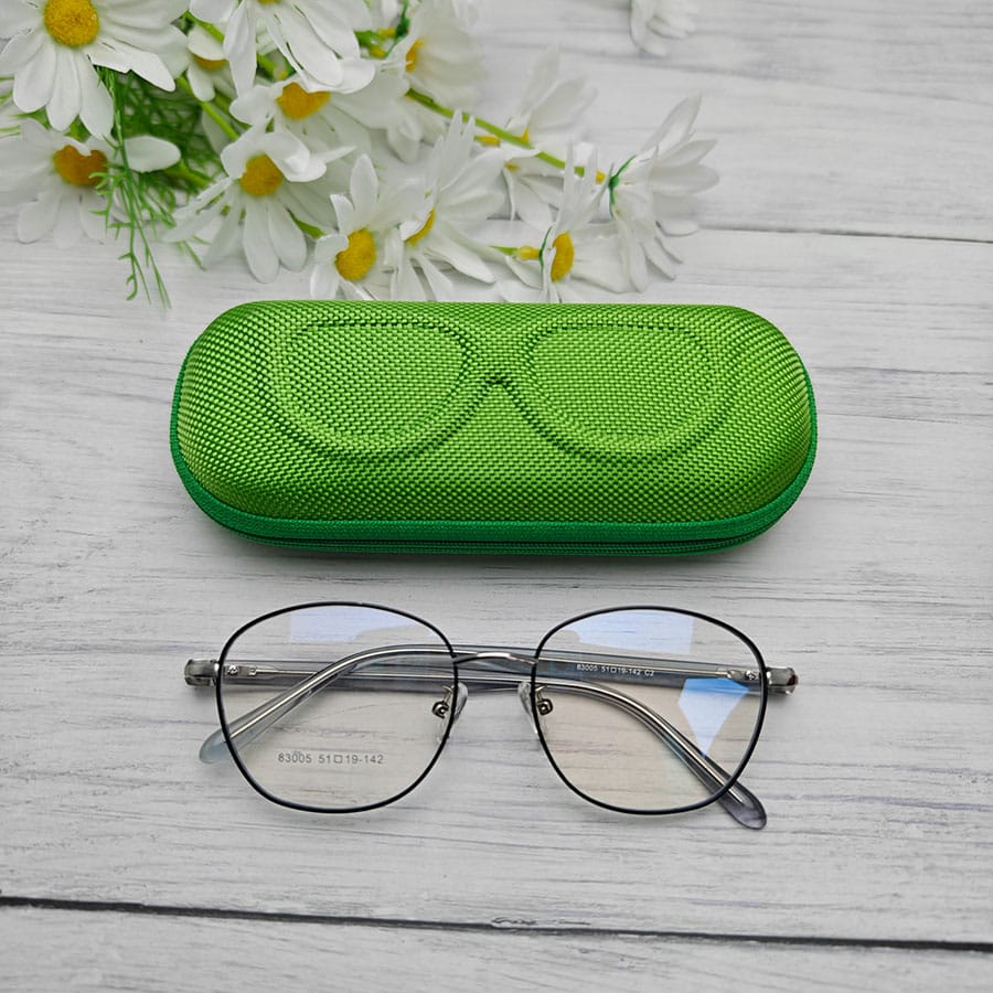 Zipper glasses