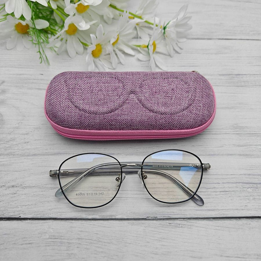 Zipper glasses case