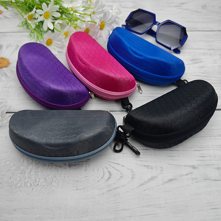 Zipper glasses case