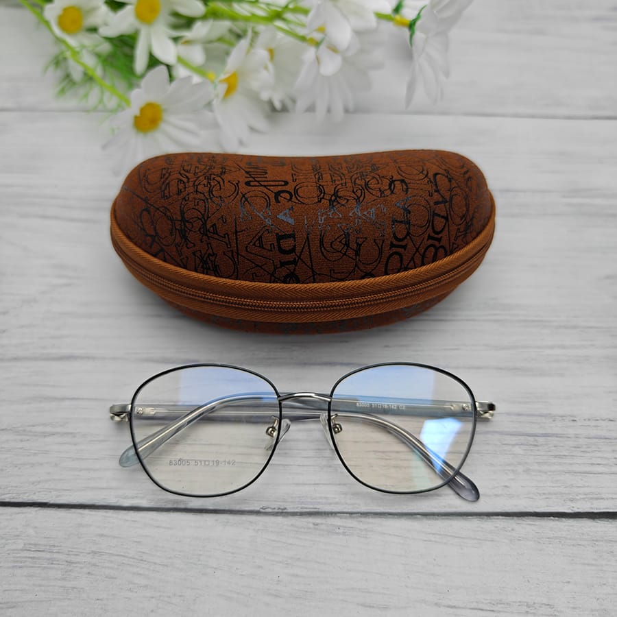 Zipper glasses case