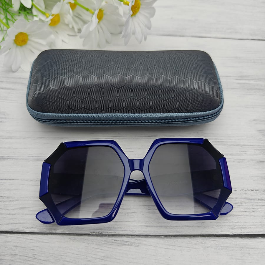 Zipper glasses case