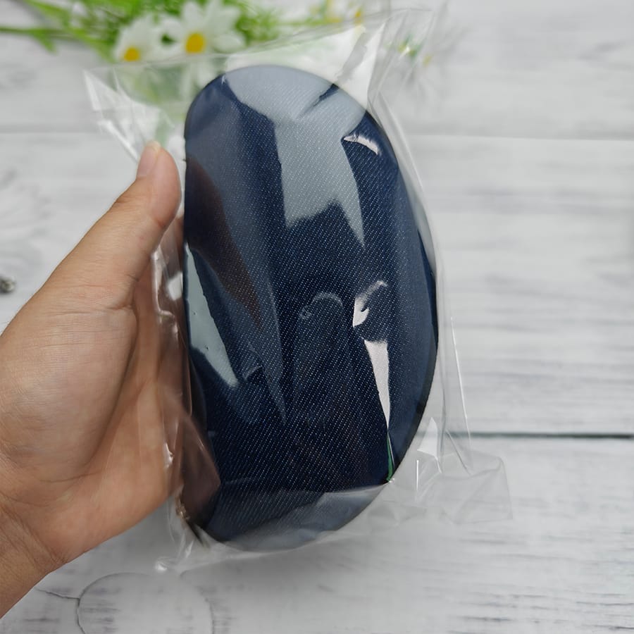 Zipper glasses case