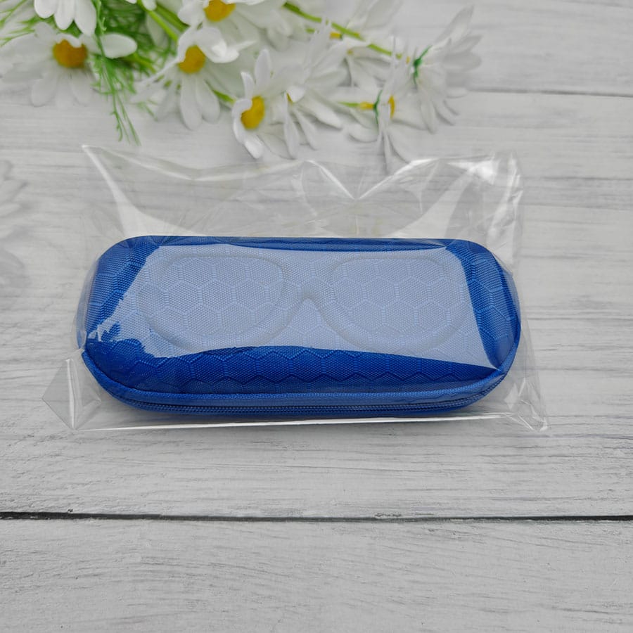 Zipper glasses case
