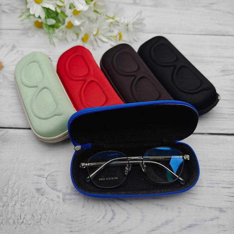 Zipper glasses case