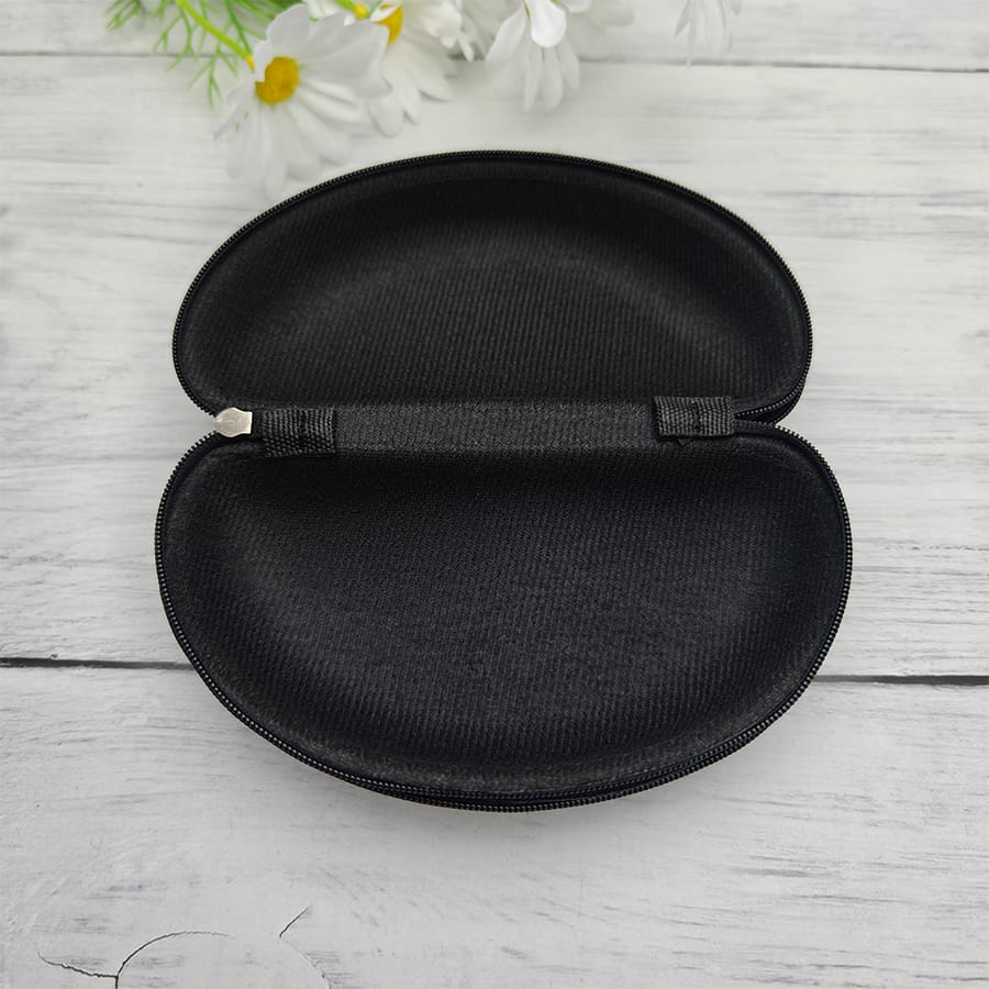 Zipper glasses case