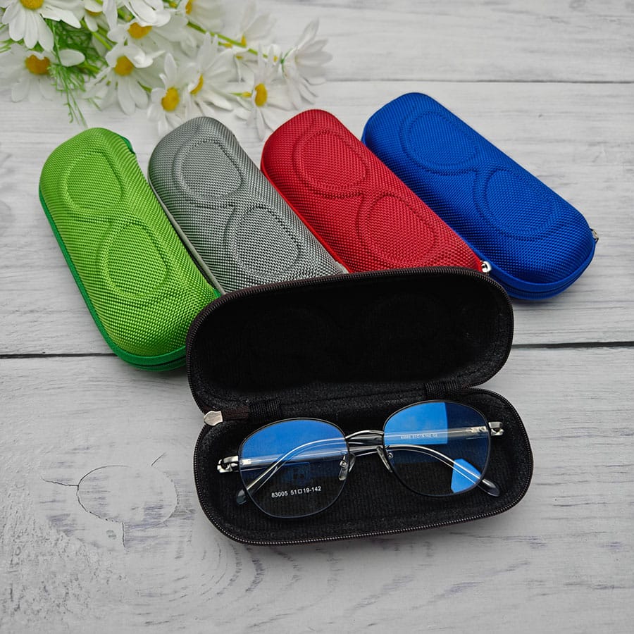 Zipper glasses case