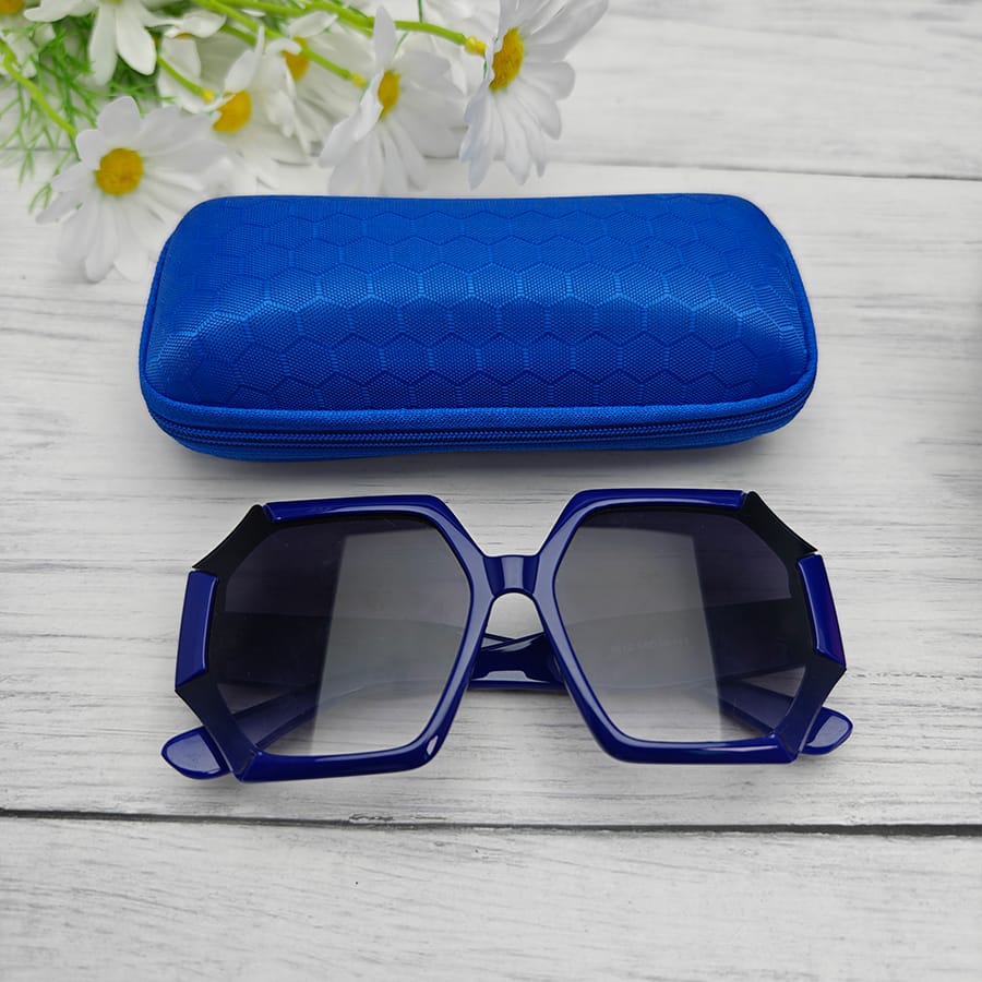 Zipper glasses case