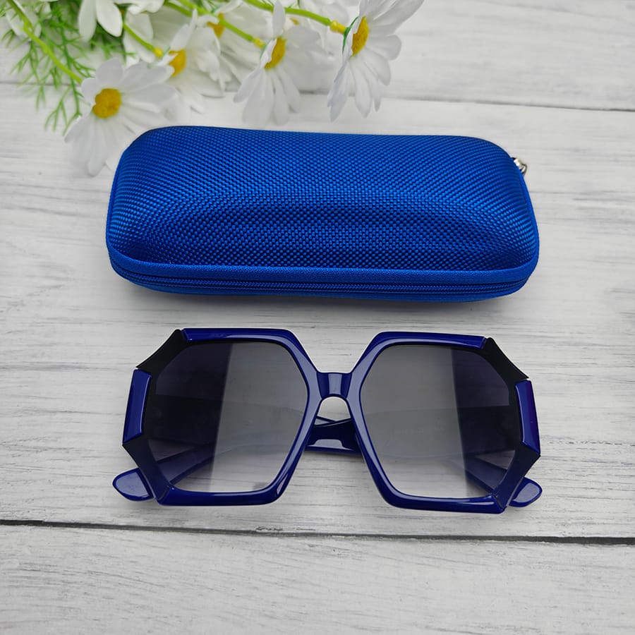 Zipper glasses case
