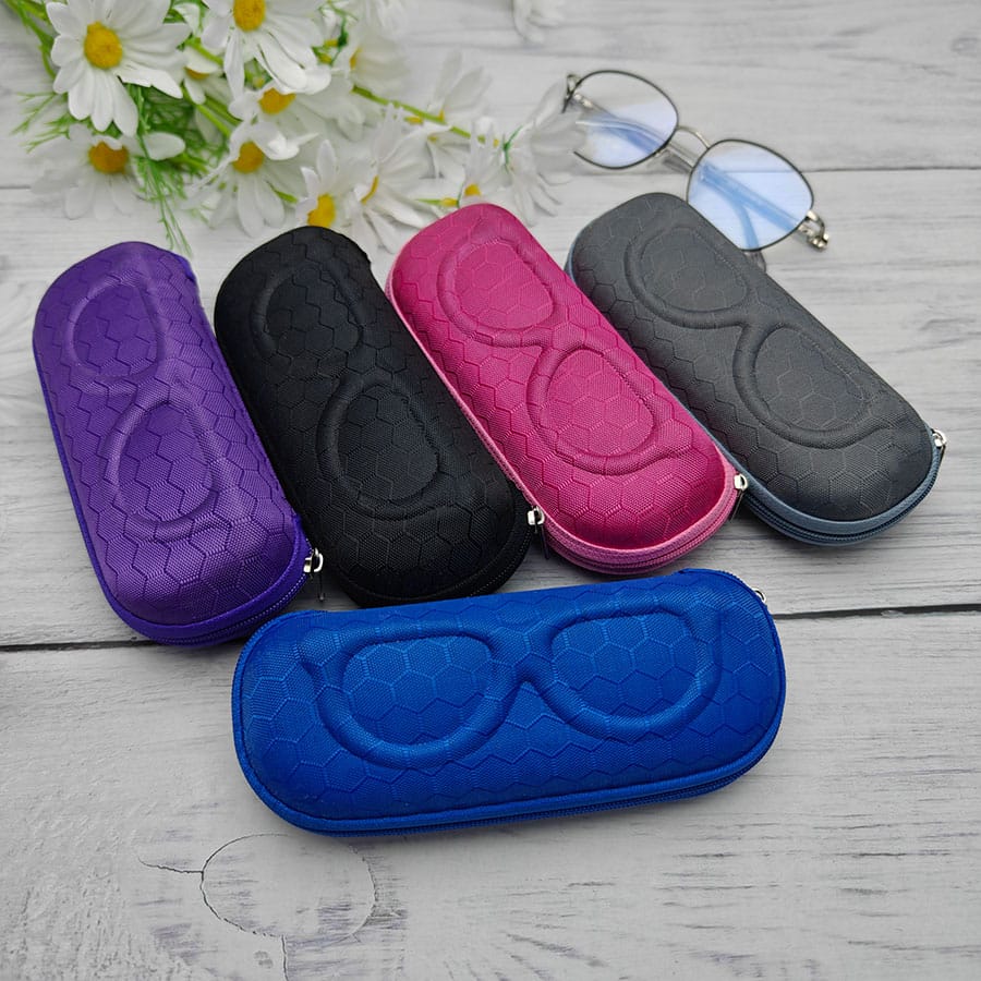 Zipper glasses case