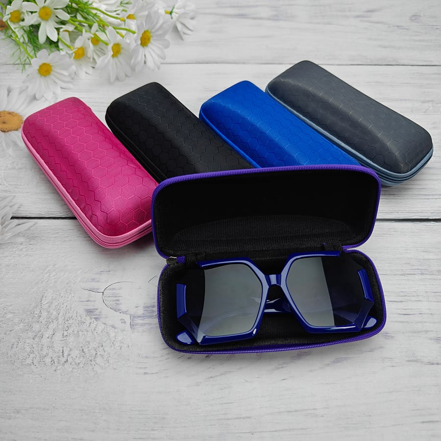 Zipper glasses case
