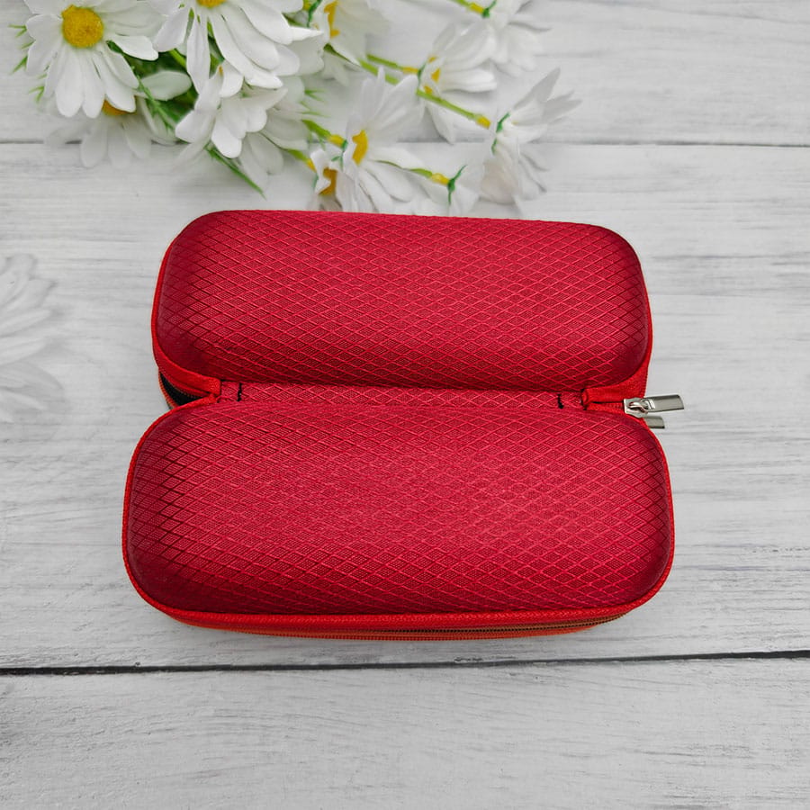 Zipper glasses case